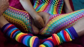 Deep Double Fisting Makes Brunette Moan with Orgasmic Pleasure