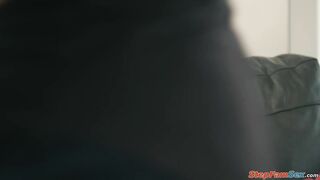 Teen soaked her stepdad with pussy juice