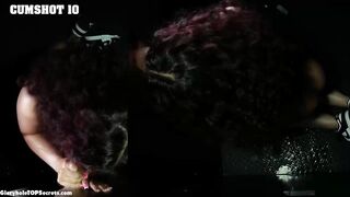 Fuck yeah girl! 10 cumshots in a row!