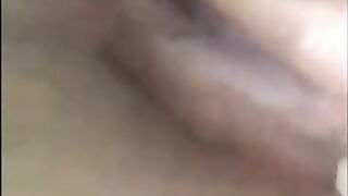 Anne plays with her wet pussy on Periscope