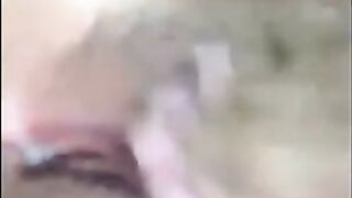 Anne plays with her wet pussy on Periscope